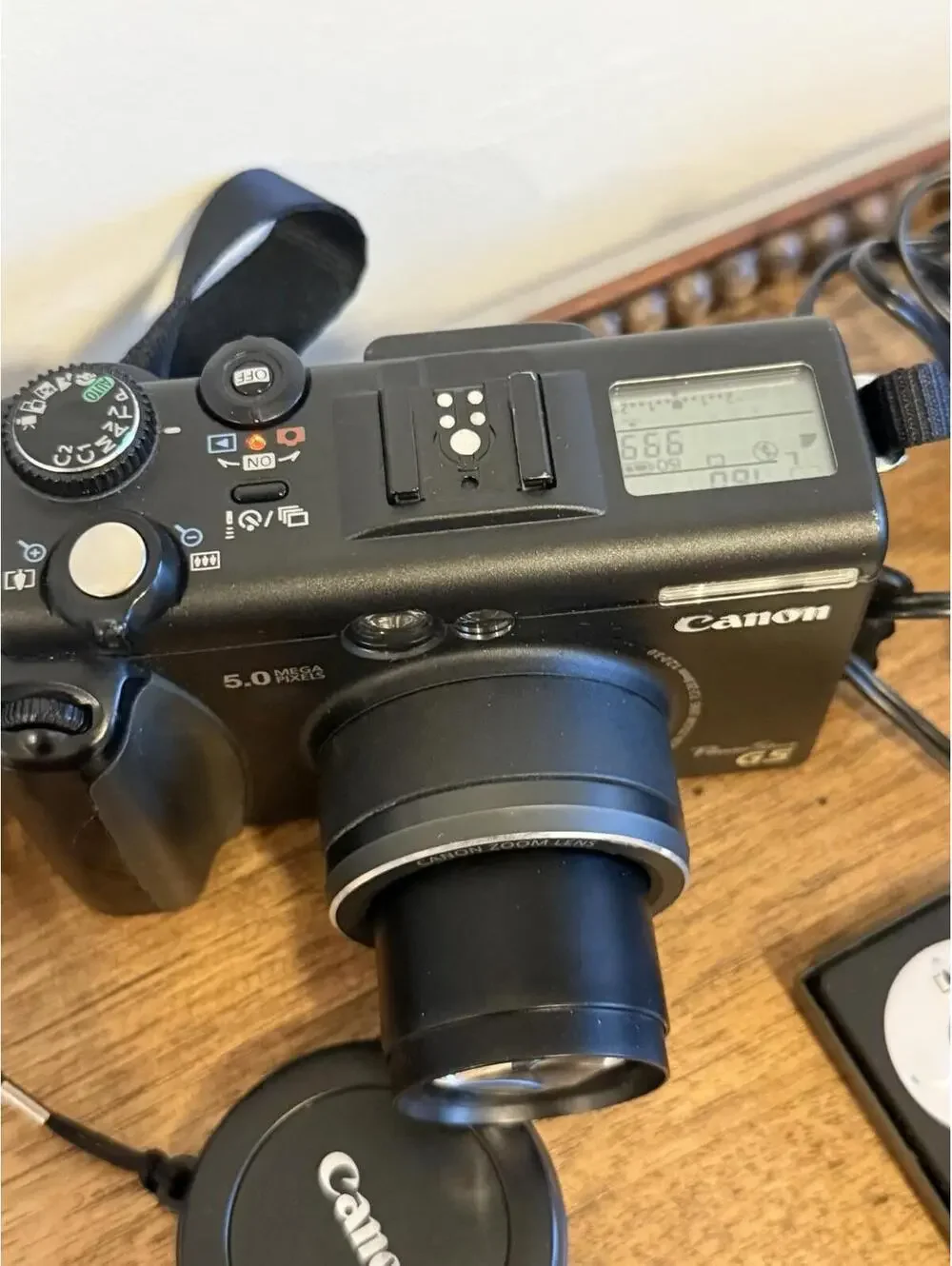 Canon PowerShot G5 5.0MP Digital Camera — Black